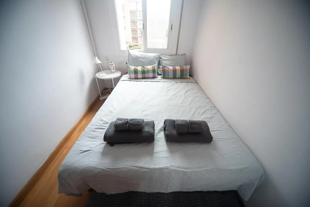 Traditional Rooms In Eixample Barcelona