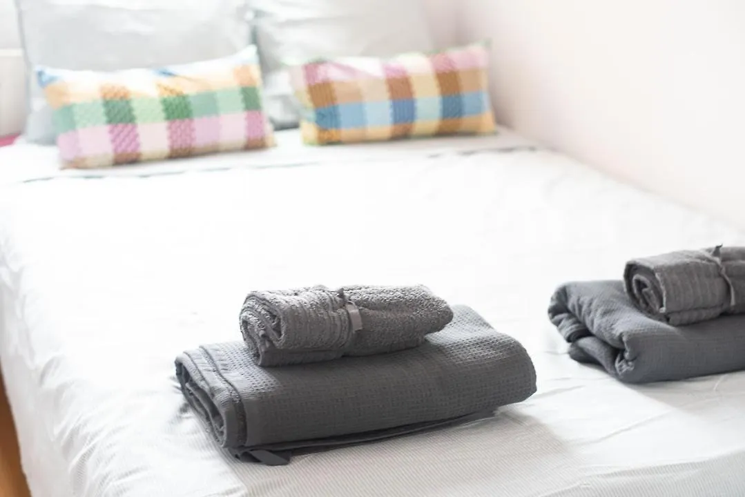 Traditional Rooms In Eixample Barcelona Spain